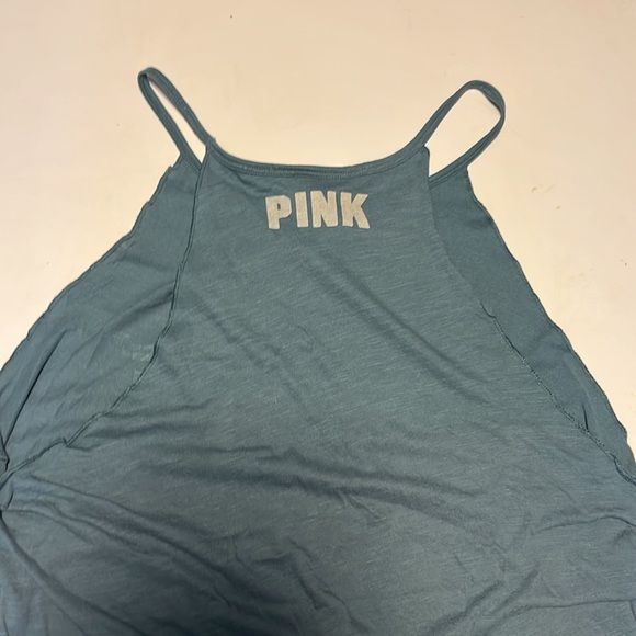 PINK - Victoria’s Secret Exercise Tank - ‘Hustle for the Muscle’. Size Large - Picture 4 of 4